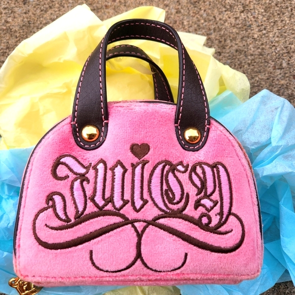 SOLD JUICY Micro Mini Jewlery Purse π in Pink - Picture 4 of 11